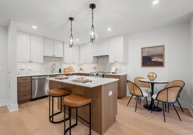 Photo 3 of Condo for sale at 25 S Riverside Ave #211, Cortlandt, NY 10520 | MLS# 1009749 | Listing updated on 2026-09-17