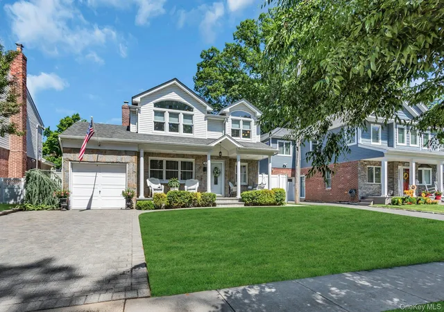 Photo 1 of Sale Pending at 12 Pinewood Ln, New Hyde Park, NY 11040 | MLS# 1009944 | Listing updated on 2026-09-18