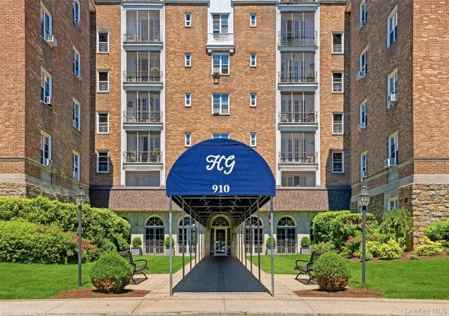 Stock Cooperative at 910 Stuart Ave #2C, Rye Town, NY 10543 | MLS# 1010458 | | Sold on 2026-09-16