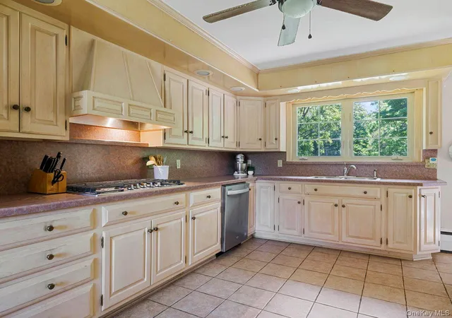 Photo 3 of Sale Pending at 284 Tuckers Corners Rd, Plattekill, NY 12528 | MLS# 1010870 | Listing updated on 2026-09-18