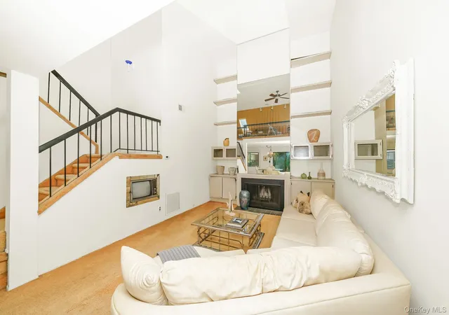 Photo 3 of Sale Pending at 91 Southgate Cir, Oyster Bay, NY 11762 | MLS# 1011079 | Listing updated on 2026-09-18