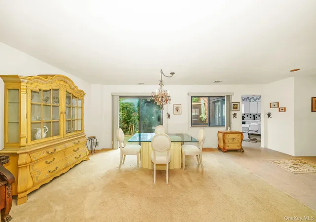 Photo 4 of Sale Pending at 91 Southgate Cir, Oyster Bay, NY 11762 | MLS# 1011079 | Listing updated on 2026-09-18