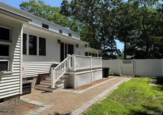 Photo 4 of Sale Pending at 8 Woodbury Rd, Brookhaven, NY 11738 | MLS# 1019311 | Listing updated on 2026-09-18