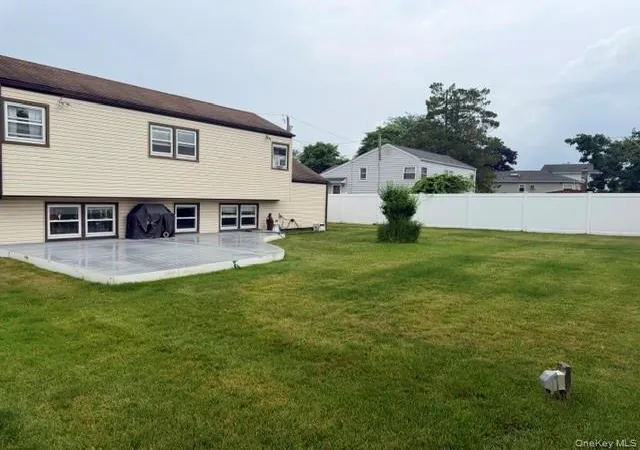 Photo 2 of Sale Pending at 452 N Monroe Ave, Babylon, NY 11757 | MLS# 1019332 | Listing updated on 2026-09-16