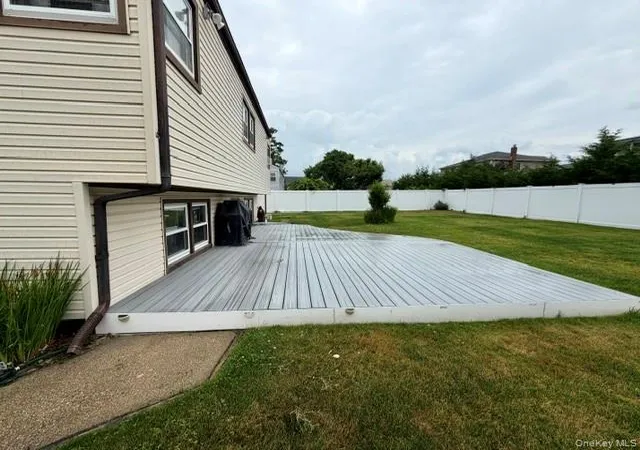 Photo 3 of Sale Pending at 452 N Monroe Ave, Babylon, NY 11757 | MLS# 1019332 | Listing updated on 2026-09-16