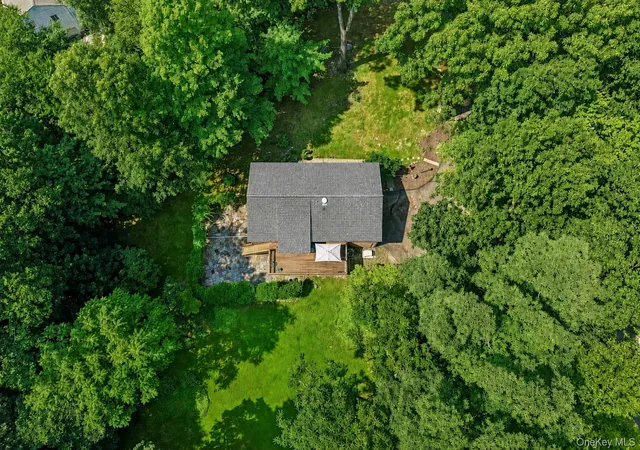 Photo 37 of Sale Pending at 2 Cobblestone Rd, Ramapo, NY 10952 | MLS# 1020050 | Listing updated on 2026-09-18