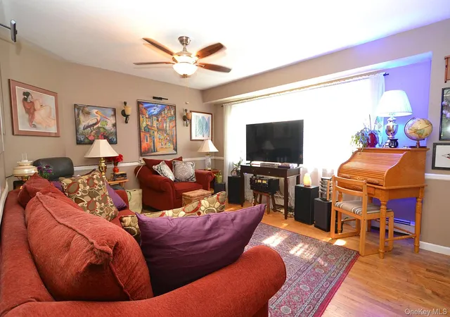 Photo 4 of Single family home for sale at 5 Radio Ave, Miller Place, NY 11764 | MLS# 1020283 | Listing updated on 2026-09-18