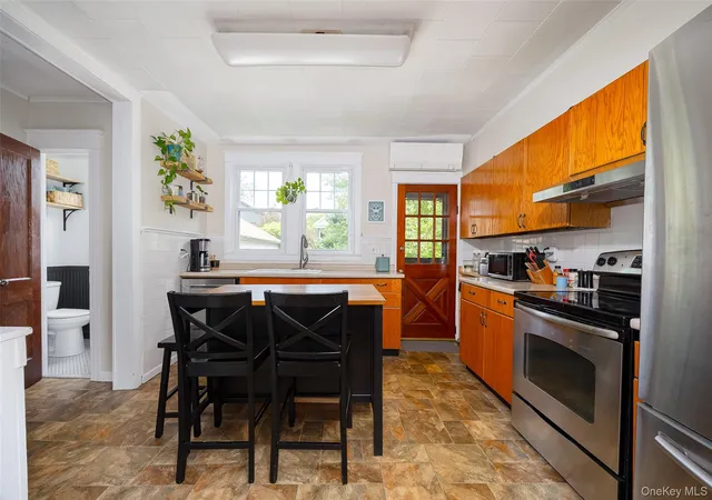Photo 3 of Sale Pending at 19 Lincoln Ave, Beacon, NY 12508 | MLS# 1020454 | Listing updated on 2026-09-18