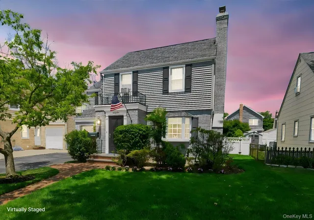 Photo 1 of Sale Pending at 41 Hart St, Hempstead, NY 11563 | MLS# 1020696 | Listing updated on 2026-09-18