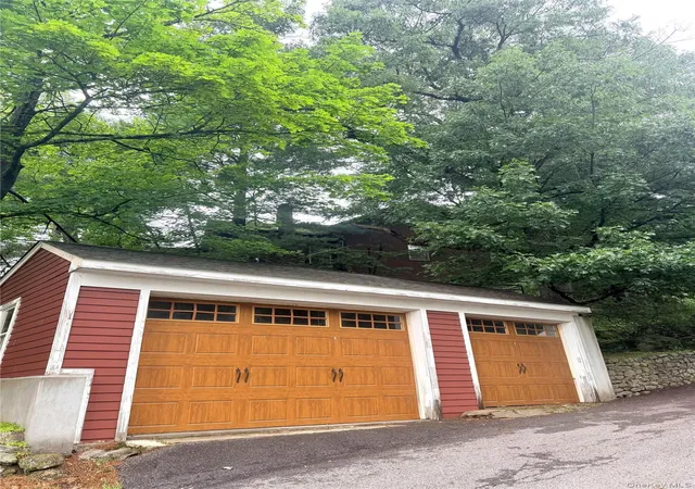 Photo 3 of Sale Pending at 16 Grove Rd, North Castle, NY 10603 | MLS# 1021863 | Listing updated on 2026-09-18