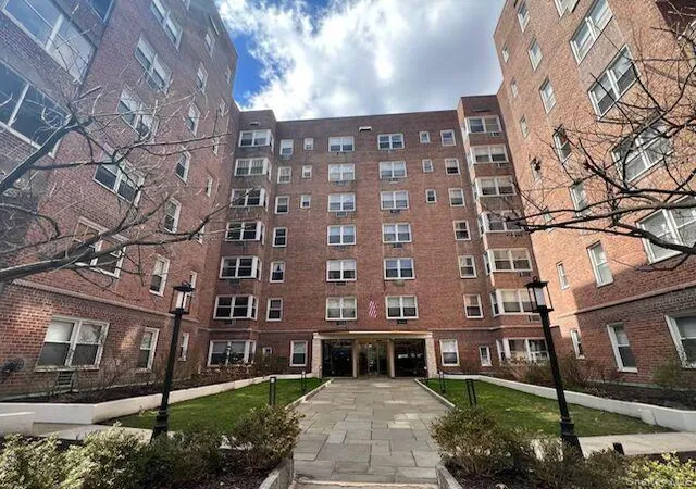 Listing Photo 1 - Condo for sale in building located at 120 E Hartsdale Ave, Greenburgh, NY 10522 - Unit #7F