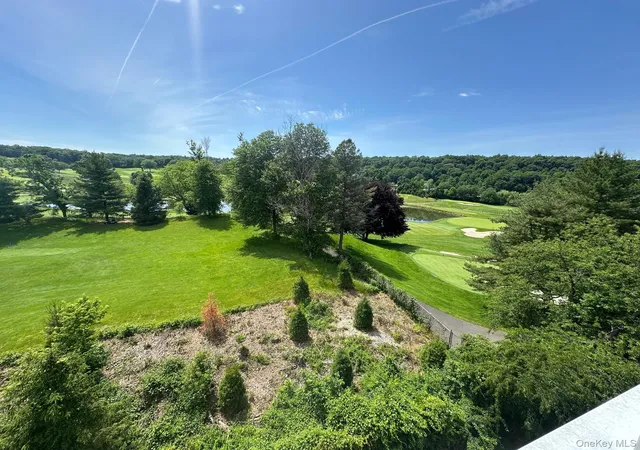Listing Photo 5 - Condo for sale in building located at 120 E Hartsdale Ave, Greenburgh, NY 10522 - Unit #7F