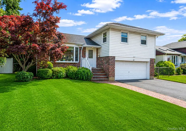 Photo 1 of Sale Pending at 57 Blanche St, Oyster Bay, NY 11803 | MLS# 1022129 | Listing updated on 2026-10-08