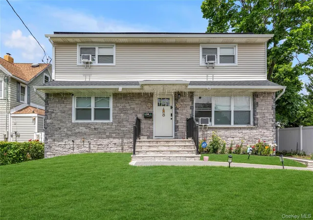 Photo 1 of Sale Pending at 1701 Lexington Ave, Hempstead, NY 11566 | MLS# 1022650 | Listing updated on 2026-09-16