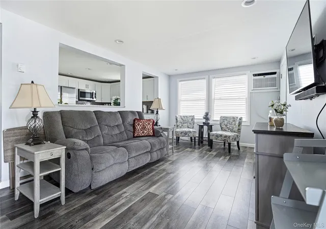 Listing Photo 4 - Condo for sale in building located at 35 Vlg Cir S, Brookhaven, NY 11949