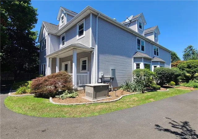 Photo 2 of Condo for sale at 76 Smith Ave, Orangetown, NY 10960 | MLS# 1022779 | Listing updated on 2026-09-16