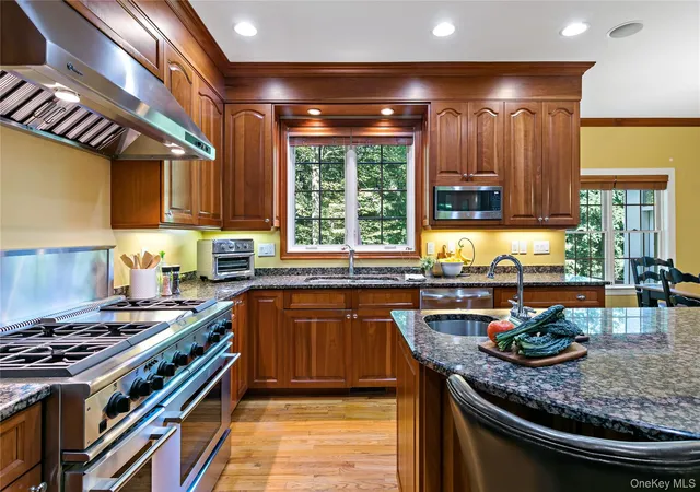 Photo 1 of Mansion for sale at 1985 Hunterbrook Rd, Yorktown Heights, NY 10598 | MLS# 1022836 | Listing updated on 2026-10-29