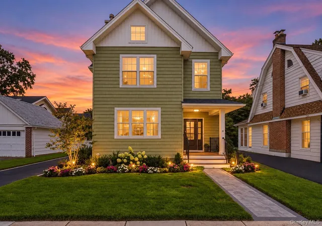 Photo 1 of Single family home for sale at 10 Hazel Pl, Hempstead, NY 11001 | MLS# 1022839 | Listing updated on 2026-09-18