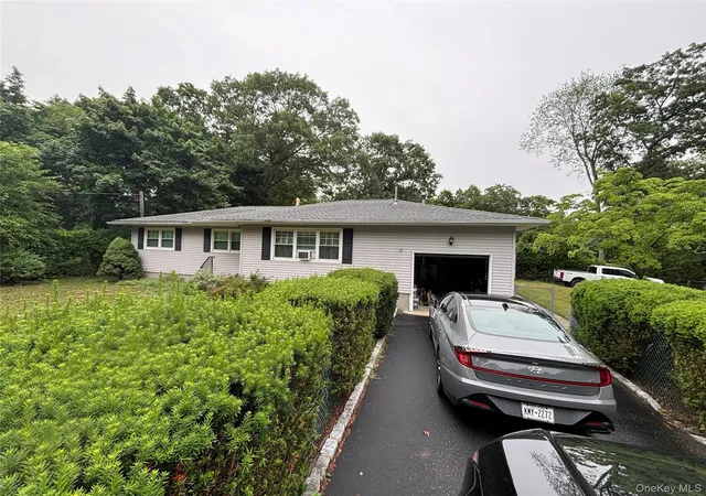 Photo 2 of Single family home for sale at 72 Fanning Blvd, Riverhead, NY 11901 | MLS# 1022877 | Listing updated on 2026-09-18