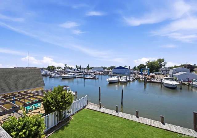 Photo 3 of Sale Pending at 212 Shore Rd, Lindenhurst, NY 11757 | MLS# 1023453 | Listing updated on 2026-09-18