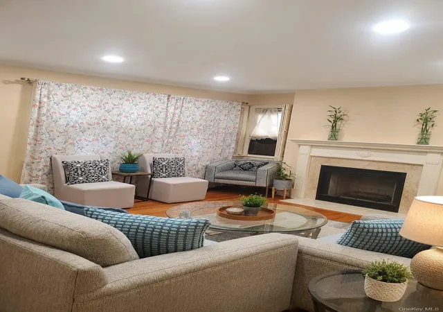 Photo 3 of Single family home for sale at 61 Gateway, Hempstead, NY 11570 | MLS# 1023502 | Listing updated on 2026-09-18