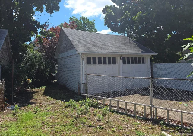 Photo 2 of Multi family home for sale at 5933 159th Street, New York, NY 11365 | MLS# 1023537 | Listing updated on 2026-09-16
