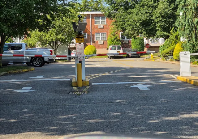 Photo 3 of Sale Pending at 67 Farber Dr #67, West Babylon, NY 11704 | MLS# 1023772 | Listing updated on 2026-09-18