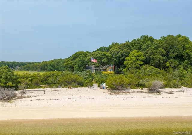 Photo 2 of Single family home for sale at (Undisclosed), Southold, NY 11958 | MLS# 1024359 | Listing updated on 2026-10-05