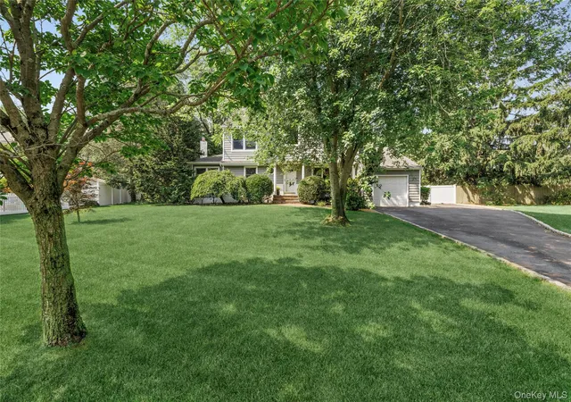 Photo 2 of Sale Pending at 19 Duquesne Dr, Huntington, NY 11740 | MLS# 1024386 | Listing updated on 2026-09-18