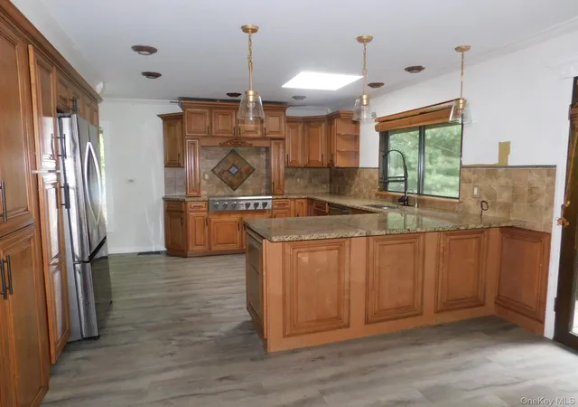 Photo 4 of Sale Pending at 46 Mac Farlane Rd, Wappinger, NY 12590 | MLS# 1024703 | Listing updated on 2026-09-18