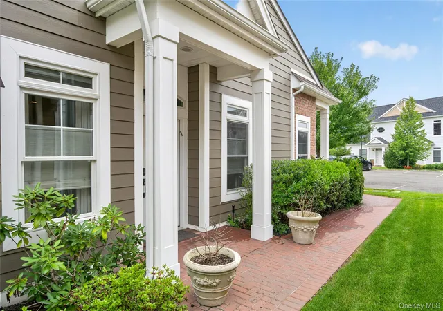 Photo 3 of Sale Pending at 67101 Red Cedar Rd, Oyster Bay, NY 11803 | MLS# 1025424 | Listing updated on 2026-09-18