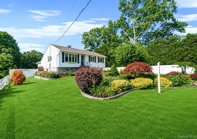 Photo 2 of Single family home for sale at 22 Milburn Rd, South Setauket, NY 11720 | MLS# 1025708 | Listing updated on 2026-09-18