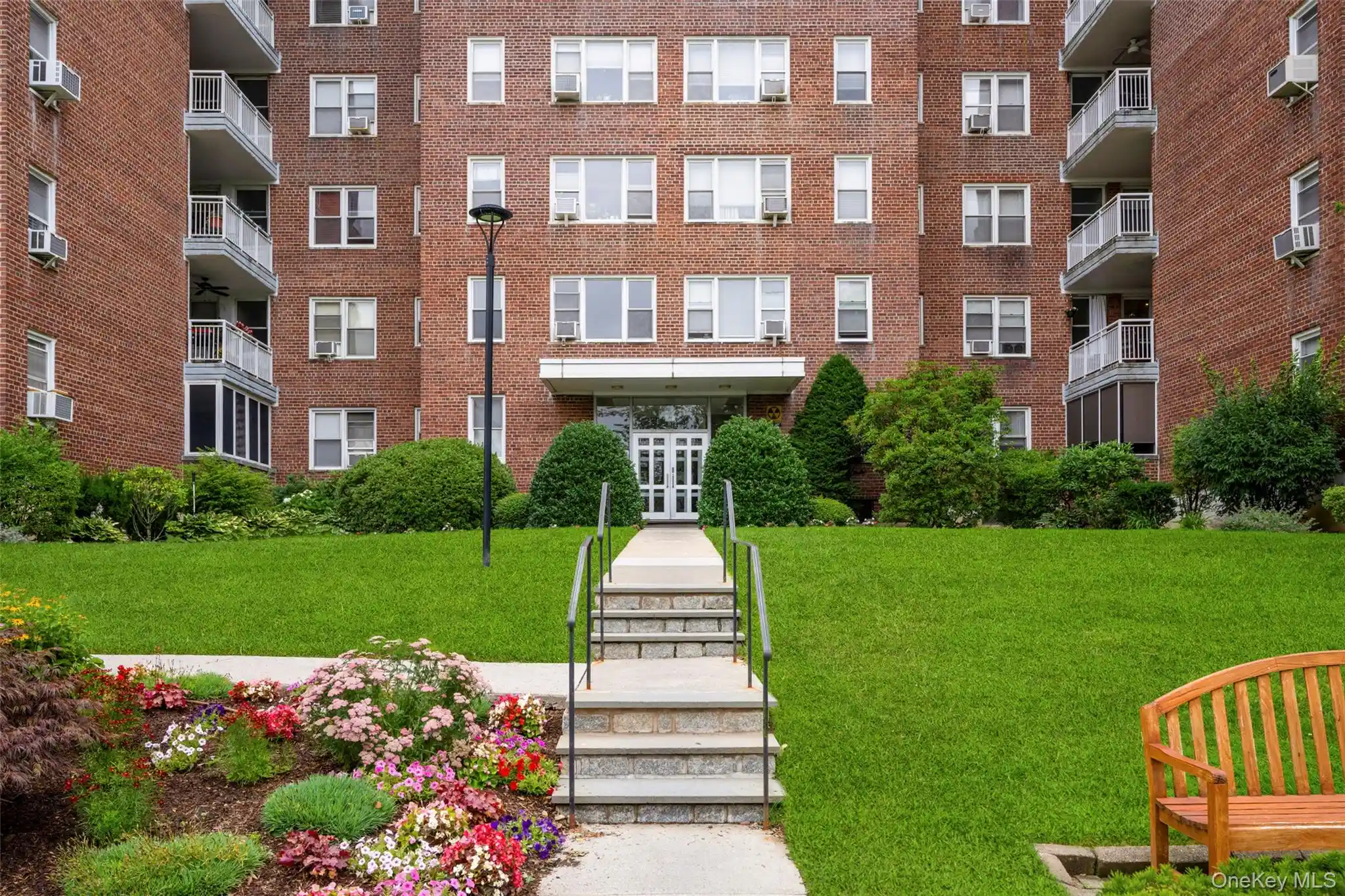 Listing Photo 1 - Condo for sale in 1255 N Ave located at 1255 N Ave, New Rochelle, NY 10801 - Unit #B6P