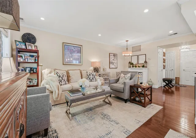 Photo 4 of Condo for sale at 149 Flintlock Way #E, Yorktown, NY 10598 | MLS# 1025950 | Listing updated on 2026-09-16