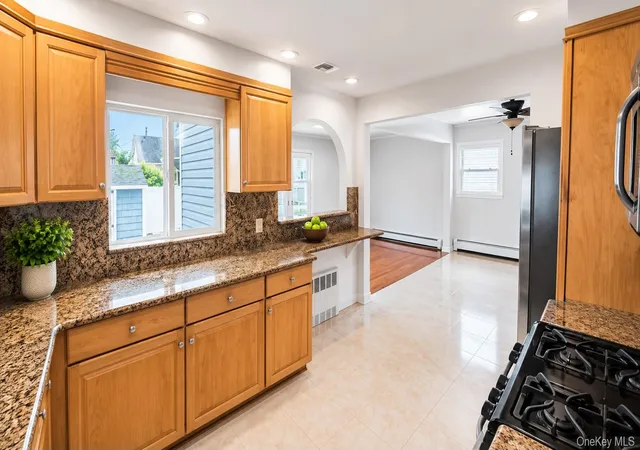 Photo 3 of Sale Pending at 51 E Hollywood Ave, Babylon, NY 11757 | MLS# 1026358 | Listing updated on 2026-09-18