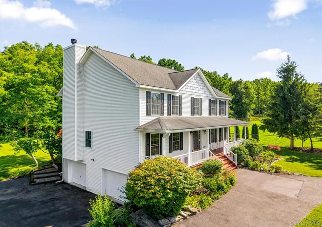 Photo 2 of Single family home for sale at 604 Ridgebury Rd, Wawayanda, NY 10973 | MLS# 1026551 | Listing updated on 2026-09-18