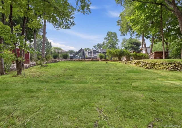 Photo 3 of Sale Pending at 24 Marcia Ln, Clarkstown, NY 10956 | MLS# 1026579 | Listing updated on 2026-09-18