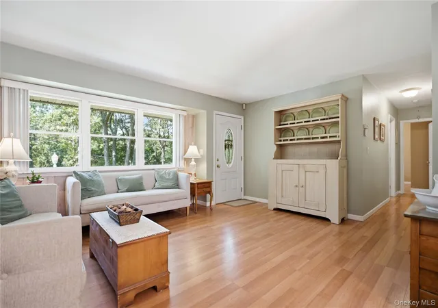 Photo 3 of Sale Pending at 5 Columbine Ave, Southampton, NY 11946 | MLS# 1026582 | Listing updated on 2026-10-03