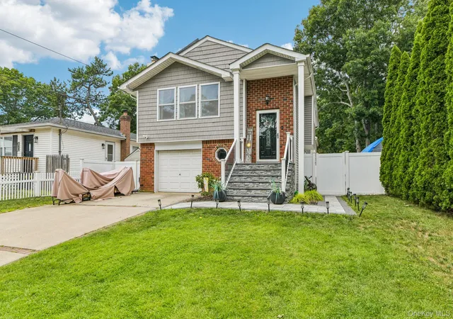 Photo 3 of Sale Pending at 234 Buffalo Ave, Medford, NY 11763 | MLS# 1026640 | Listing updated on 2026-09-18