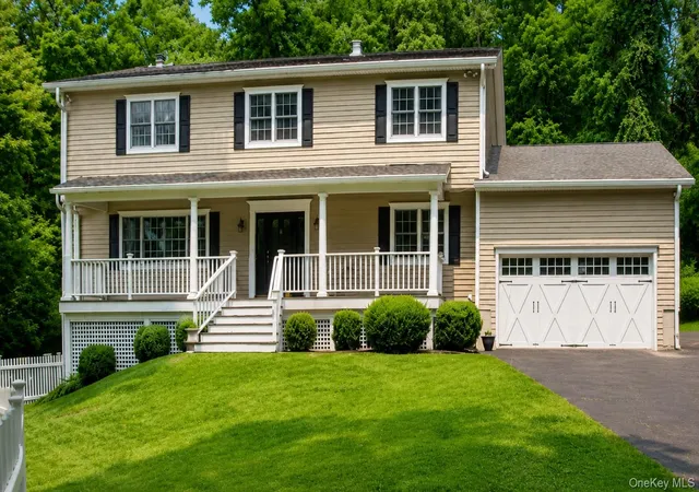 Photo 1 of Single family home for sale at 1 Sabbathday Hl Rd, Lewisboro, NY 10590 | MLS# 1026664 | Listing updated on 2026-09-18