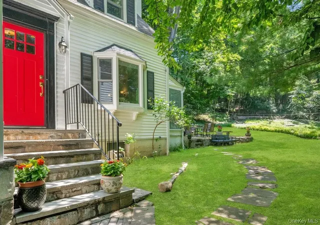 Photo 1 of Sale Pending at 109 N Bedford Rd, Mount Kisco, NY 10549 | MLS# 1026738 | Listing updated on 2026-09-18
