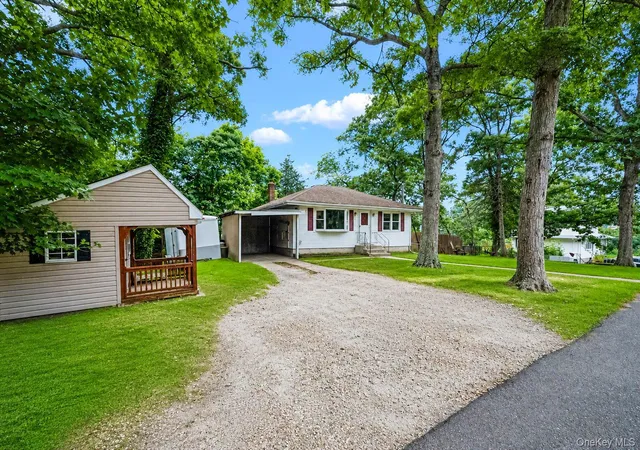 Photo 4 of Sale Pending at 45 Dawn Rd, Rocky Point, NY 11778 | MLS# 1026835 | Listing updated on 2026-09-18