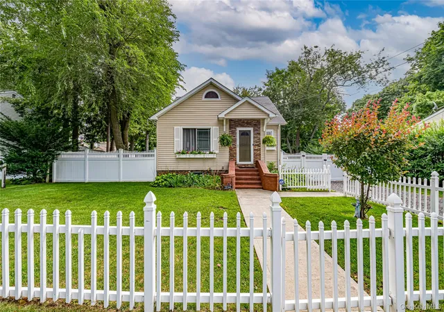 Photo 1 of Sale Pending at 234 Grand Ave, Babylon, NY 11757 | MLS# 1027001 | Listing updated on 2026-09-18