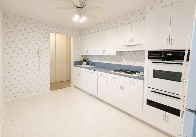 Photo 3 of Condo for sale at 410 E Broadway #2F, Long Beach, NY 11561 | MLS# 1027130 | Listing updated on 2026-09-16