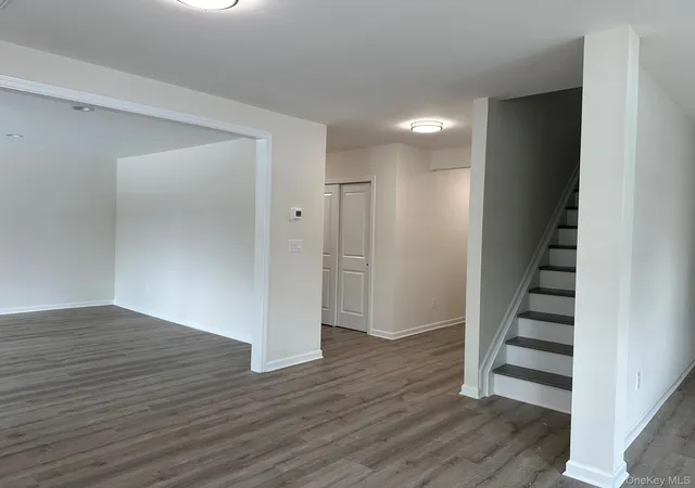 Photo 4 of Single family home for sale at 125 W Main St, Smithtown, NY 11754 | MLS# 1027445 | Listing updated on 2026-09-18