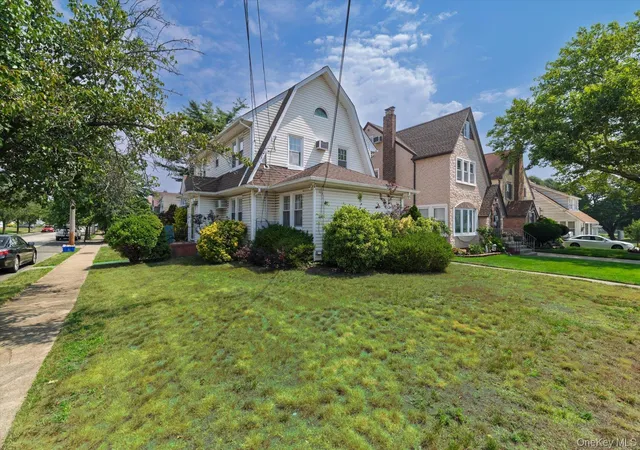 Photo 2 of Multi family home for sale at 59 Hampton Rd, Lynbrook, NY 11563 | MLS# 1027466 | Listing updated on 2026-09-18