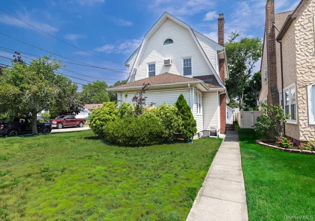 Photo 3 of Multi family home for sale at 59 Hampton Rd, Lynbrook, NY 11563 | MLS# 1027466 | Listing updated on 2026-09-18