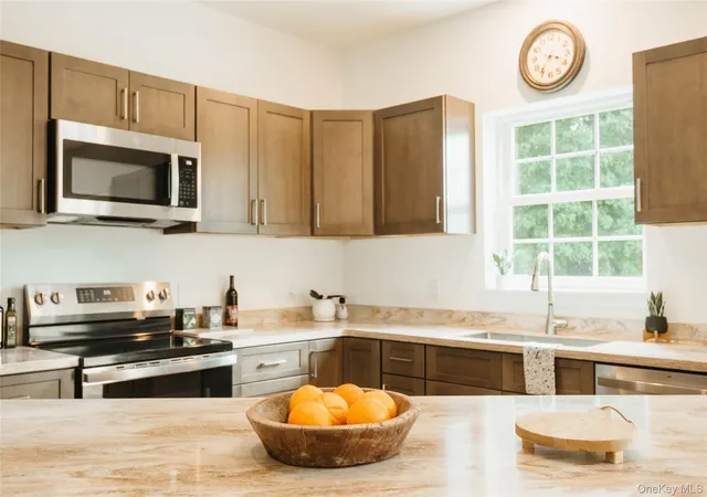 Photo 3 of Single family home for sale at 315 4th Avenue, Kingston, NY 12401 | MLS# 1027549 | Listing updated on 2026-09-16