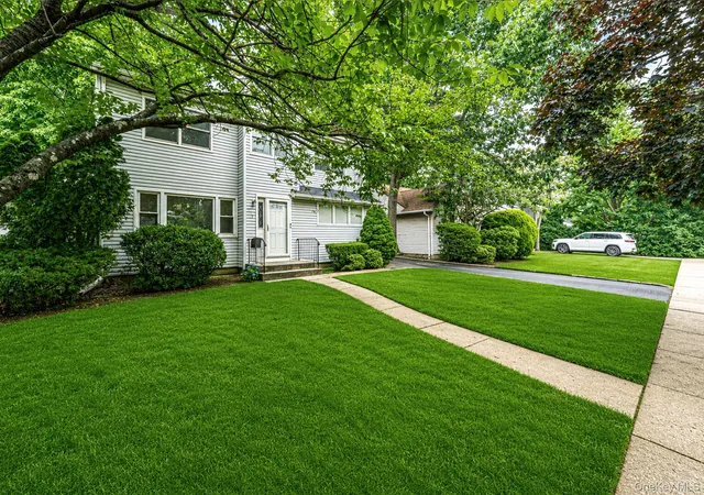 Photo 3 of Sale Pending at 751 Fillmore Rd, East Meadow, NY 11554 | MLS# 1027594 | Listing updated on 2026-09-18