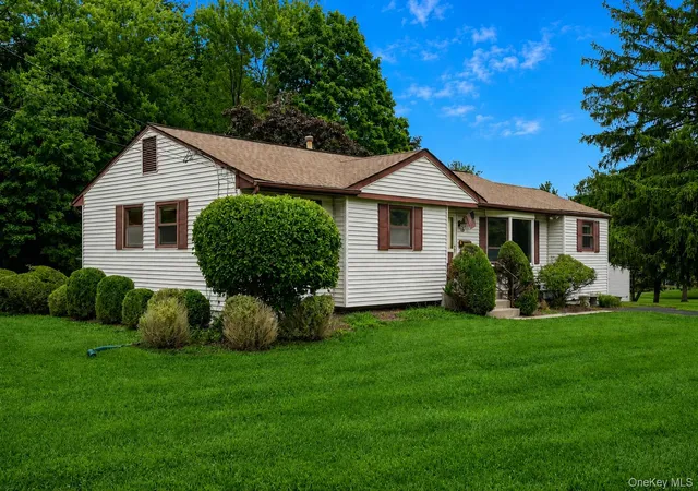Photo 2 of Sale Pending at 8 Victoria Dr, Clarkstown, NY 10954 | MLS# 1028175 | Listing updated on 2026-09-18